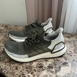 ADIDAS BOOST OLIVE GREEN